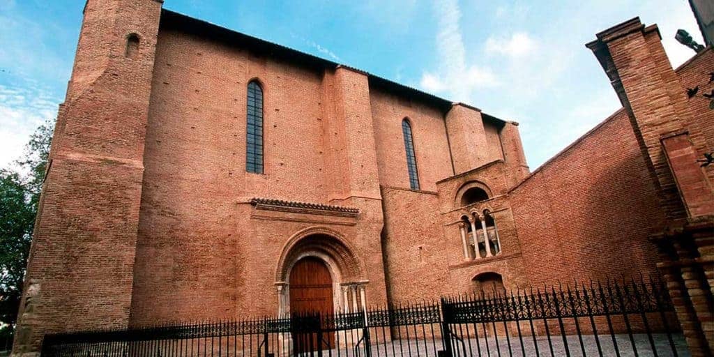 Iglesia Saint Pierre des Cuisines en Toulouse o Tolosa